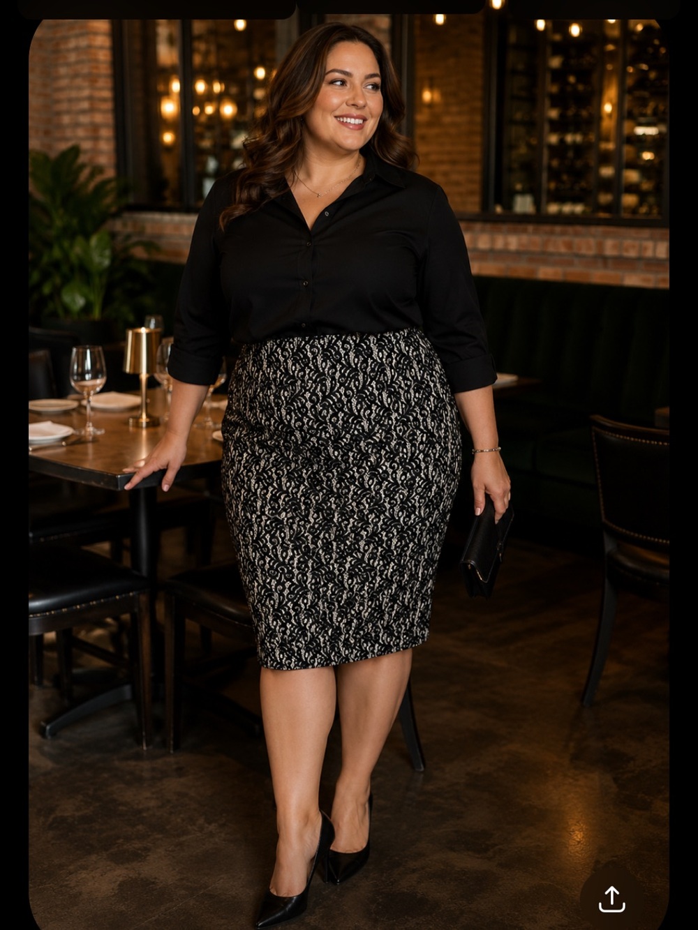 Sussan Black and Cream Lace-Effect Pencil Skirt